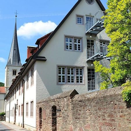 Отель Bildungshaus Neckarelz Мосбах Экстерьер фото
